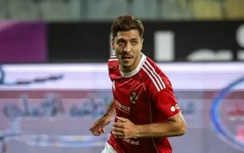 محمد شريف يفاضل بين الدورى الليبى أو العراقى بسبب رغبة الأهلى فى رحيله